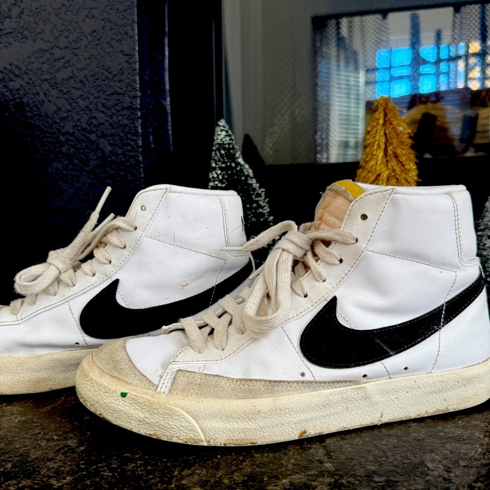 Nike woman’s blazer
